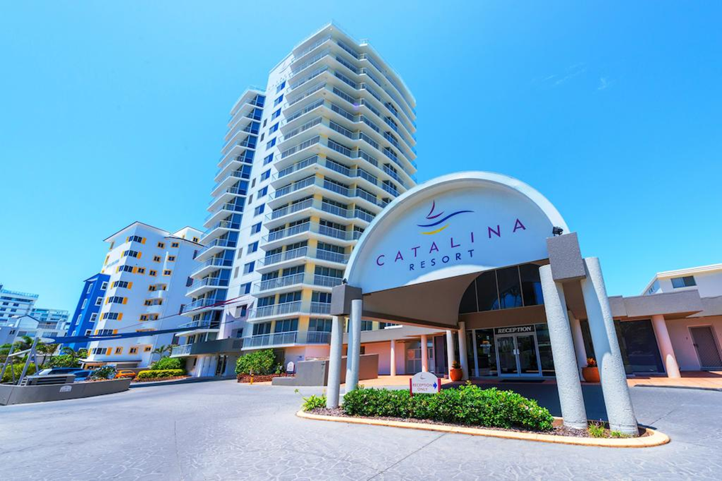 Catalina Resort on the Sunshine Coast, showcasing temporary edge protection renovations.