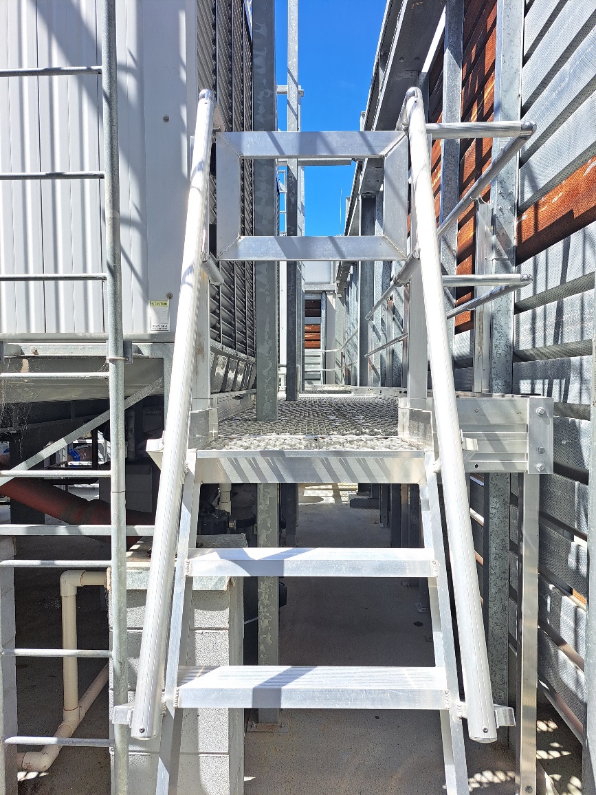 RISSafety height safety access system installed on Wollongong Hospital cooling tower.